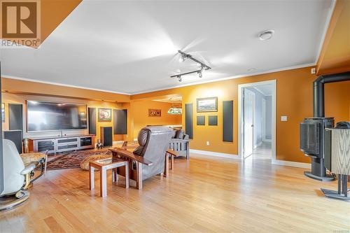 1158 Kathleen Dr, Duncan, BC - Indoor Photo Showing Living Room