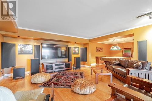 1158 Kathleen Dr, Duncan, BC - Indoor Photo Showing Living Room