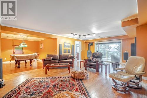 1158 Kathleen Dr, Duncan, BC - Indoor Photo Showing Living Room