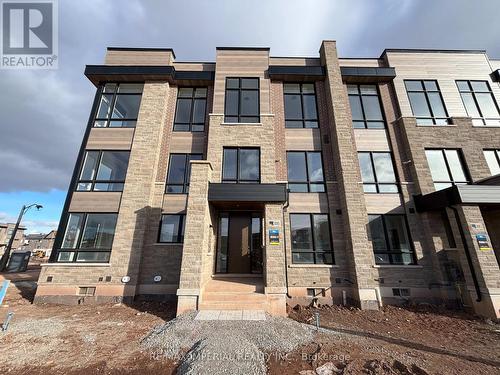 3085 Welsman Gardens, Oakville, ON - Outdoor With Facade