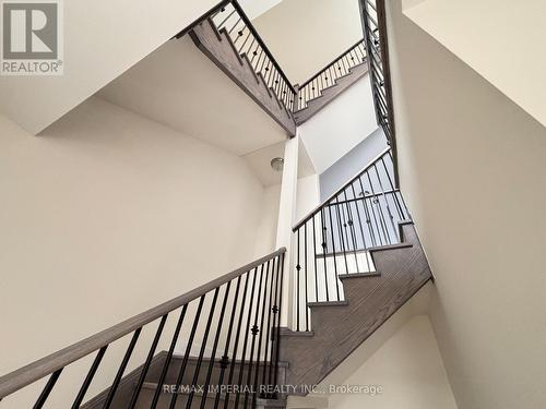 3085 Welsman Gardens, Oakville, ON - Indoor Photo Showing Other Room