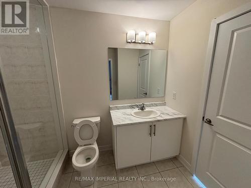 3085 Welsman Gardens, Oakville, ON - Indoor Photo Showing Bathroom