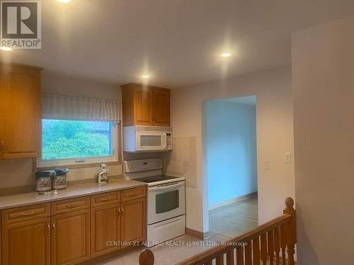 224 Nickerson Drive, Cobourg, ON - Indoor Photo Showing Kitchen