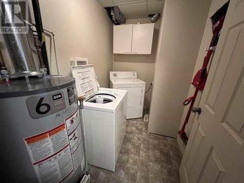 5231 44 Street, Fort Nelson, BC - Indoor Photo Showing Laundry Room