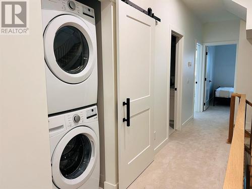 514 14Th Street Unit# 403, Invermere, BC - Indoor Photo Showing Laundry Room