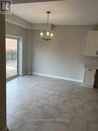 11 Willson Drive, Thorold, ON - Indoor Photo Showing Kitchen