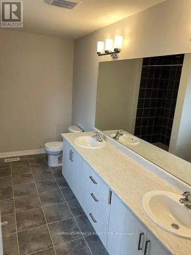 11 Willson Drive, Thorold, ON - Indoor Photo Showing Kitchen With Double Sink