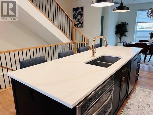 514 14Th Street Unit# 407, Invermere, BC - Indoor Photo Showing Kitchen With Double Sink