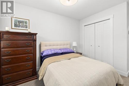 9 1260 Riverside Drive, Port Coquitlam, BC - Indoor Photo Showing Bedroom