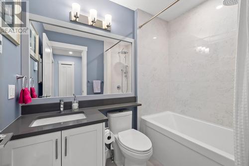 9 1260 Riverside Drive, Port Coquitlam, BC - Indoor Photo Showing Bathroom