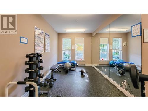 212 2343 Atkins Avenue, Port Coquitlam, BC - Indoor Photo Showing Gym Room