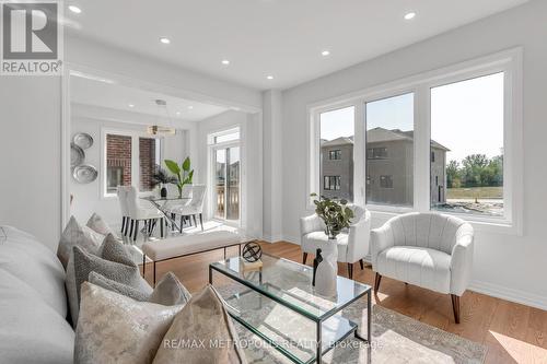 58 Belmont Drive, Clarington, ON - Indoor Photo Showing Living Room