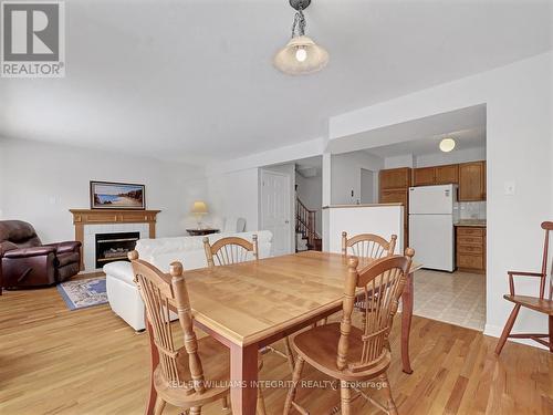 19 Armagh Way, Ottawa, ON - Indoor Photo Showing Dining Room