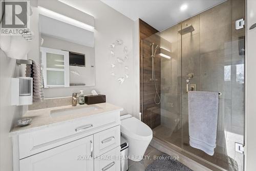 1 Peterson Place, Ottawa, ON - Indoor Photo Showing Bathroom