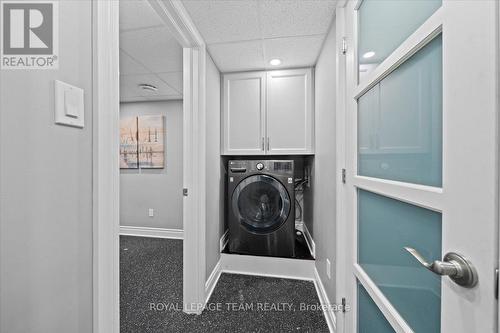 1 Peterson Place, Ottawa, ON - Indoor Photo Showing Laundry Room