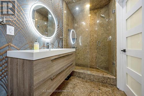 12199 Guelph Line, Milton, ON - Indoor Photo Showing Bathroom