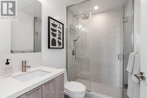 502 - 2020 Bathurst Street, Toronto, ON - Indoor Photo Showing Bathroom