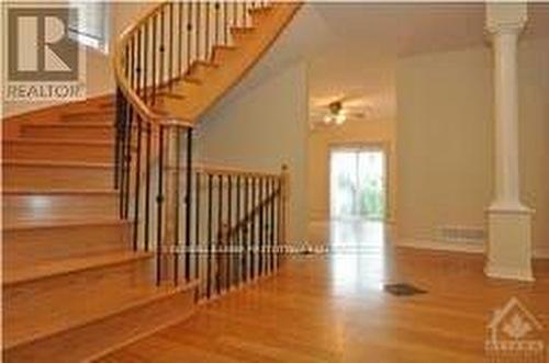 114 Mosswood Court, Ottawa, ON - Indoor Photo Showing Other Room