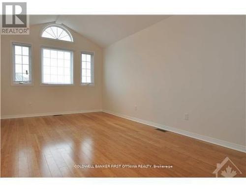 114 Mosswood Court, Ottawa, ON - Indoor Photo Showing Other Room