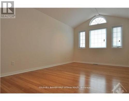 114 Mosswood Court, Ottawa, ON - Indoor Photo Showing Other Room