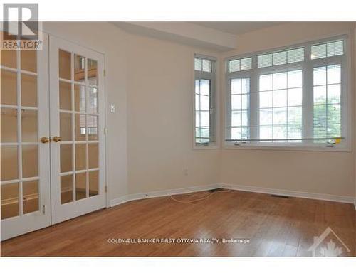 114 Mosswood Court, Ottawa, ON - Indoor Photo Showing Other Room