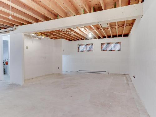 Family room - 8225 Rue Agathe, Laval (Saint-François), QC - Indoor Photo Showing Basement