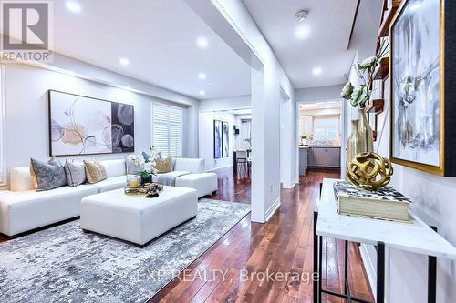 247 Featherstone Road, Milton, ON - Indoor Photo Showing Living Room