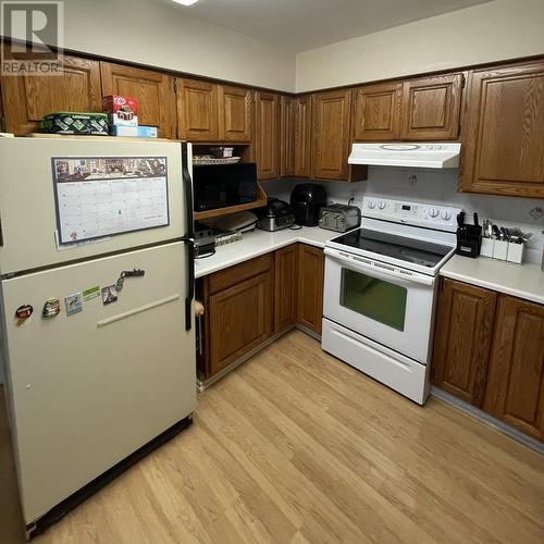 217 W Rockland Road, North Vancouver, BC - Indoor Photo Showing Kitchen