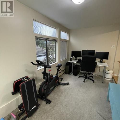 217 W Rockland Road, North Vancouver, BC - Indoor Photo Showing Gym Room