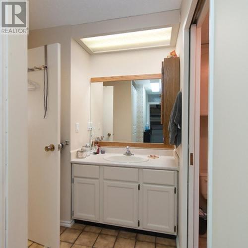 217 W Rockland Road, North Vancouver, BC - Indoor Photo Showing Bathroom