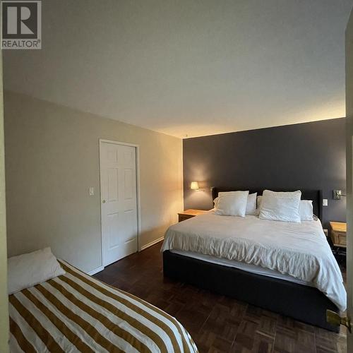 217 W Rockland Road, North Vancouver, BC - Indoor Photo Showing Bedroom