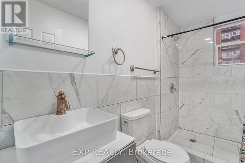 448 Cambridge Street S, Ottawa, ON - Indoor Photo Showing Bathroom