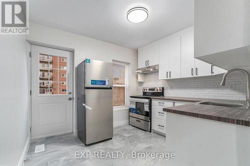 448 Cambridge Street S, Ottawa, ON - Indoor Photo Showing Kitchen