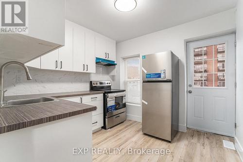 448 Cambridge Street S, Ottawa, ON - Indoor Photo Showing Kitchen