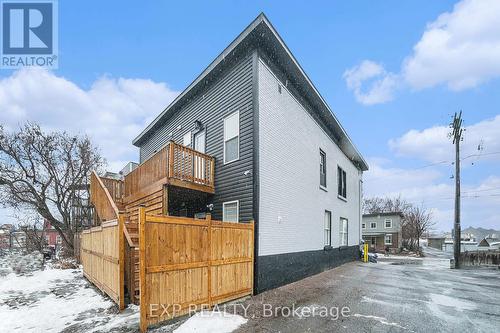 448 Cambridge Street S, Ottawa, ON - Outdoor