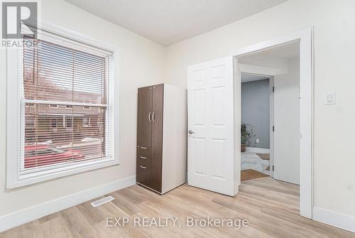 448 Cambridge Street S, Ottawa, ON - Indoor Photo Showing Other Room