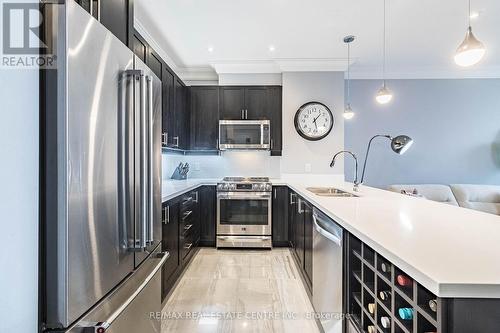 2002 - 2900 Hwy 7 Road, Vaughan, ON - Indoor Photo Showing Kitchen With Double Sink With Upgraded Kitchen