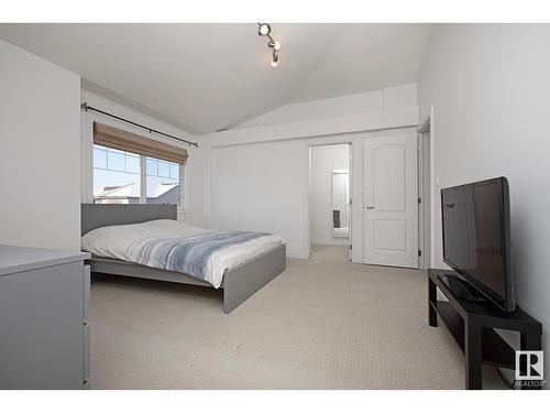 #127 89 Rue Monette, Beaumont, AB - Indoor Photo Showing Bedroom