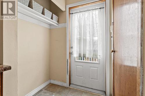 285 Beaver Bank Road, Beaver Bank, NS - Indoor Photo Showing Other Room