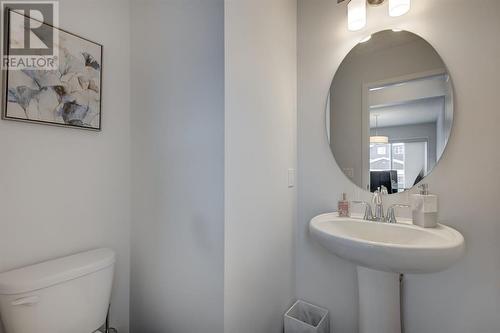 48 Auburn Meadows Boulevard Se, Calgary, AB - Indoor Photo Showing Bathroom