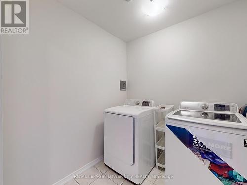 60 Cole Crescent, Brantford, ON - Indoor Photo Showing Laundry Room