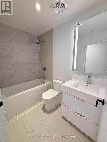 817 - 308 Jarvis Street, Toronto, ON - Indoor Photo Showing Bathroom