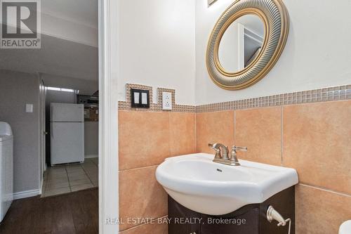 Bsmt - 6575 Alderwood Trail W, Mississauga, ON - Indoor Photo Showing Bathroom