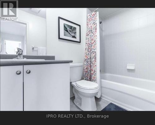 1162 Durno Court, Milton, ON - Indoor Photo Showing Bathroom