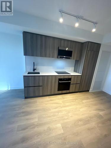 117 Broadway Avenue, Toronto, ON - Indoor Photo Showing Kitchen