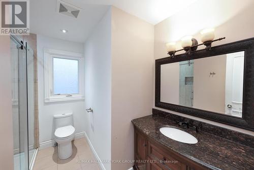 225 Patricia Drive, King, ON - Indoor Photo Showing Bathroom