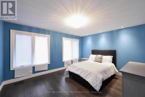 225 Patricia Drive, King, ON - Indoor Photo Showing Bedroom