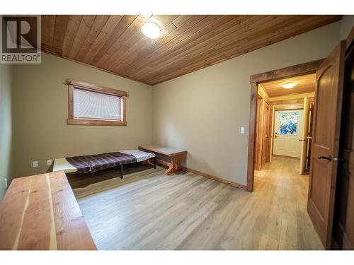 2800 Blackbear Crescent, Kimberley, BC - Indoor Photo Showing Bedroom