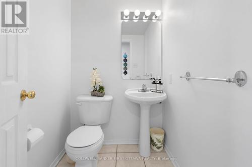 152 Flamborough Way, Ottawa, ON - Indoor Photo Showing Bathroom