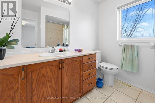 152 Flamborough Way, Ottawa, ON - Indoor Photo Showing Bathroom